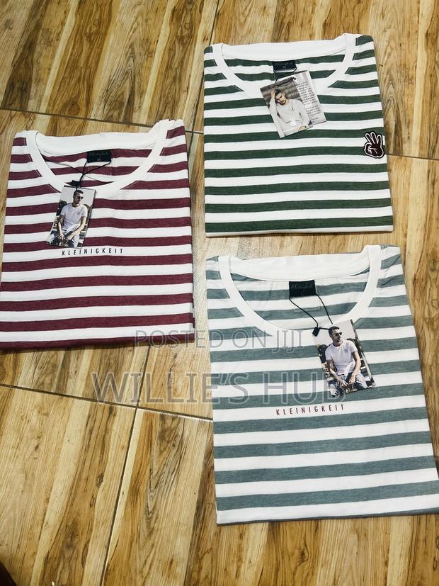 Uk T Shirts · Photo 1