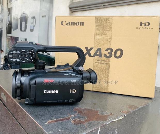 Original Canon XA30 Professional Camcorder. · Photo 1
