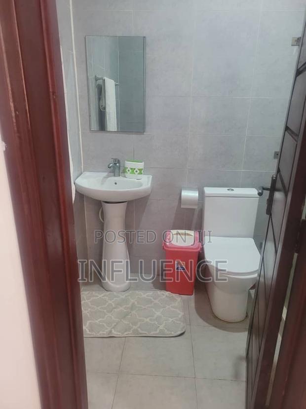 Furnished 1bdrm Apartment in East Legon for rent · Photo 5