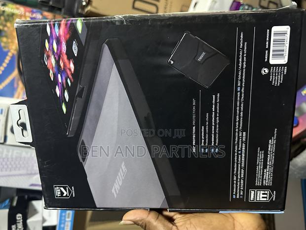 Thule, Atmos Hardshell Case for 10.5" iPad Pro, Dark Shadow · Photo 1