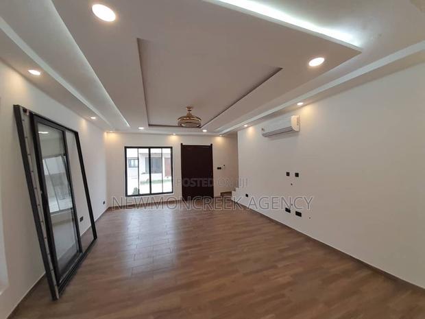 4bdrm Duplex in Haatso Main Road, Accra Metropolitan for sale · Photo 2