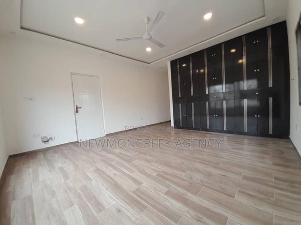 4bdrm Duplex in Haatso Main Road, Accra Metropolitan for sale · Photo 6