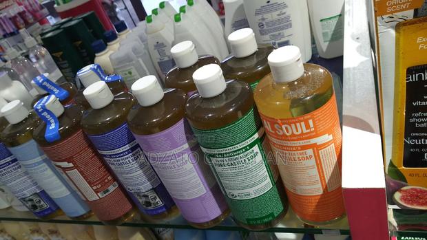 Dr. Bronners Pure Castile Soap 946ml · Photo 2