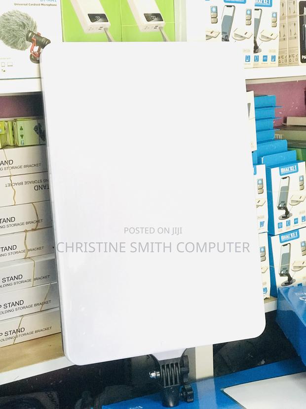 L 3560 Photographic Led Fill Light · Photo 3