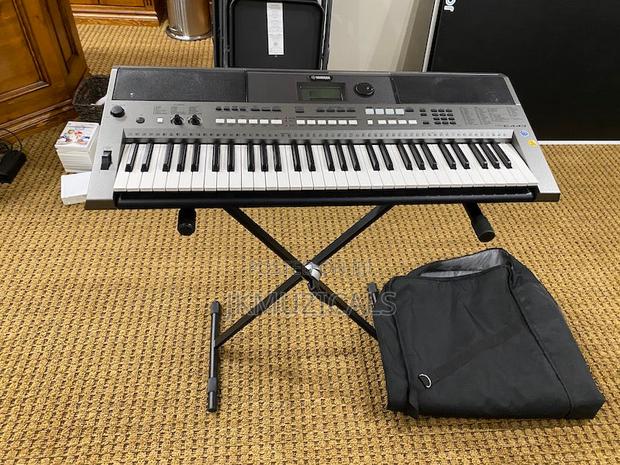 Yamaha PSR E443_ 61 Keys · Photo 3