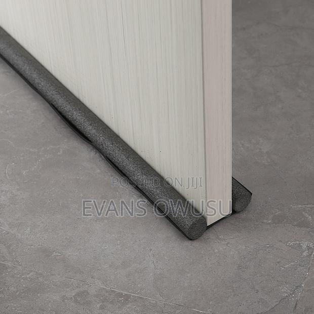 Door Bottom Seal · Photo 1