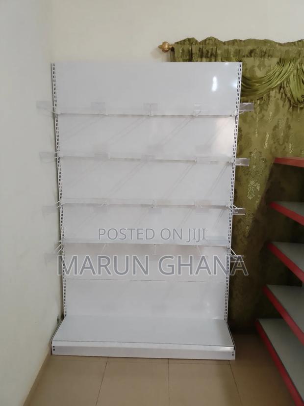 Display Shelf · Photo 2