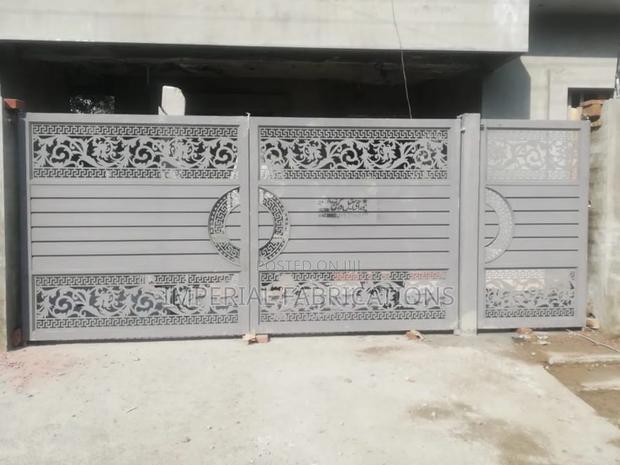 Metal Gate · Photo 8