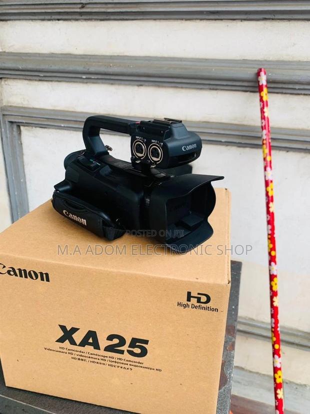Affordable Anon XA25 Professional Camcorder(Black). · Photo 1