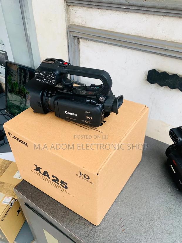 Unique Design Canon(Black)XA25 Professional Camcorder. · Photo 1