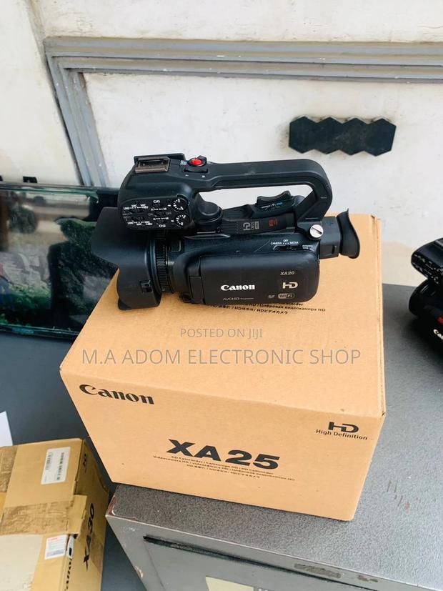 Fabulous Canon XA25 Professional Camcorder. · Photo 1