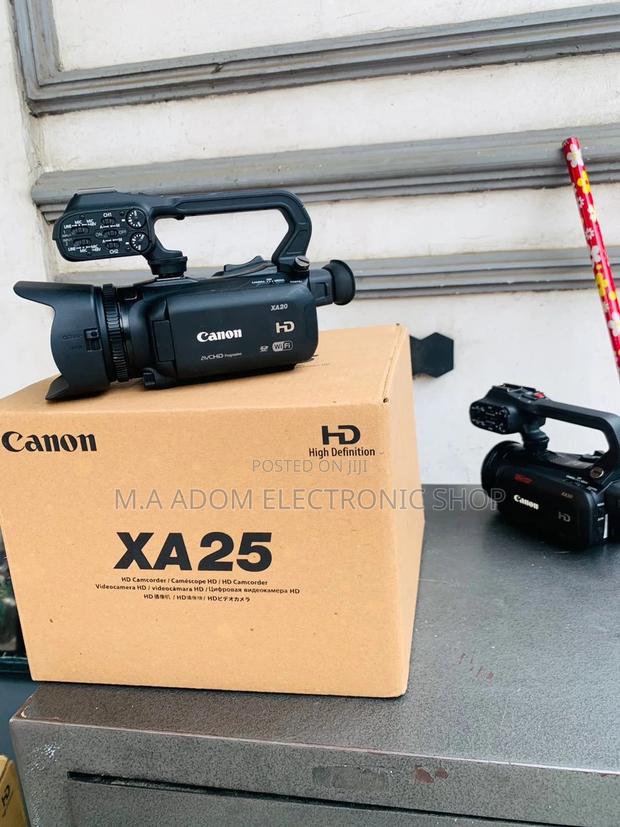 Canon XA25 Professional Camcorder(Black). · Photo 1