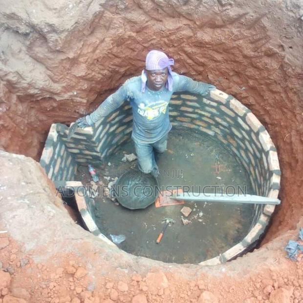 Biogas Toilet - Gas for Cooking · Photo 2