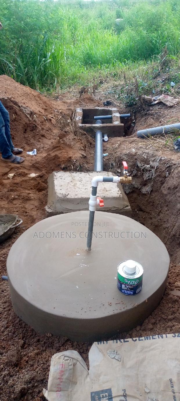 Biogas Toilet - Gas for Cooking · Photo 4