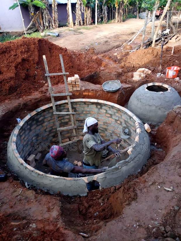 Biogas Toilet - Gas for Cooking · Photo 8