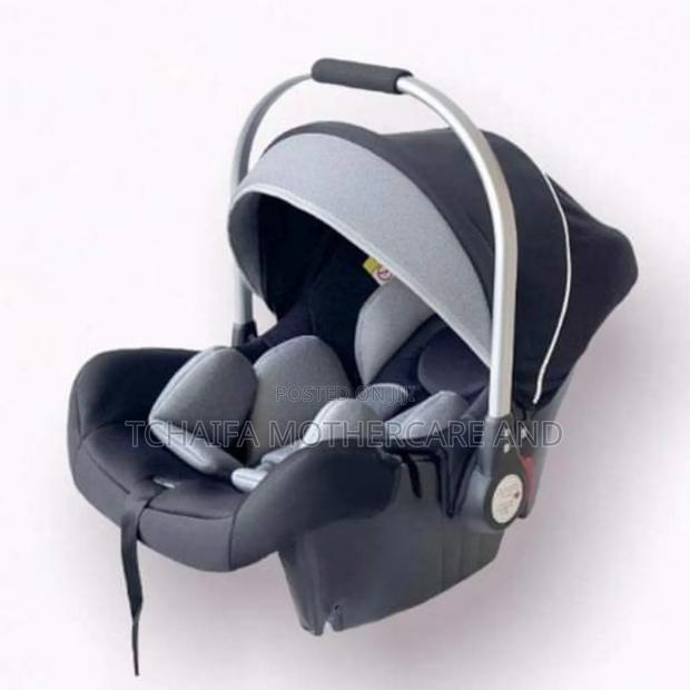 Baby Carry Cot · Photo 1