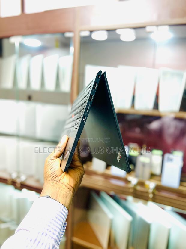 Laptop Lenovo ThinkPad x13 Yoga 16GB Intel Core i7 SSD 256GB · Photo 1