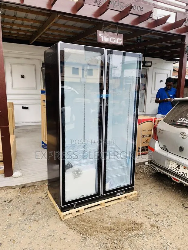 Newly Pearl PVC-801-27AA 690L Doubledoor Glass Display Beverage Coole · Photo 1