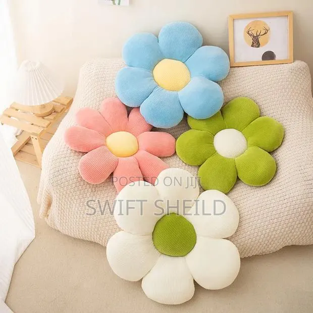 55 Cm Daisy Pillow · Photo 1