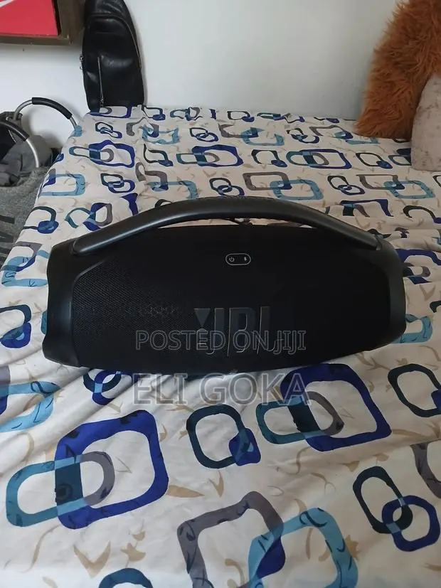 JBL Boom Box 3 Brand New With Micro Very Strong Battery · Photo 1