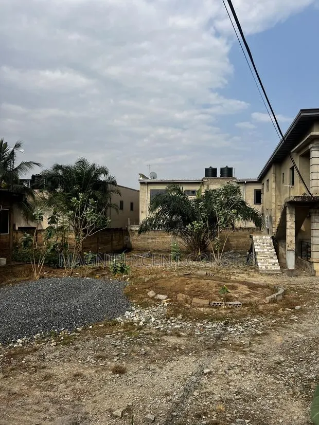Title Half Plot at Lakeside Estate Comm5 for Sale 280,000 Wall N Gated · Photo 1