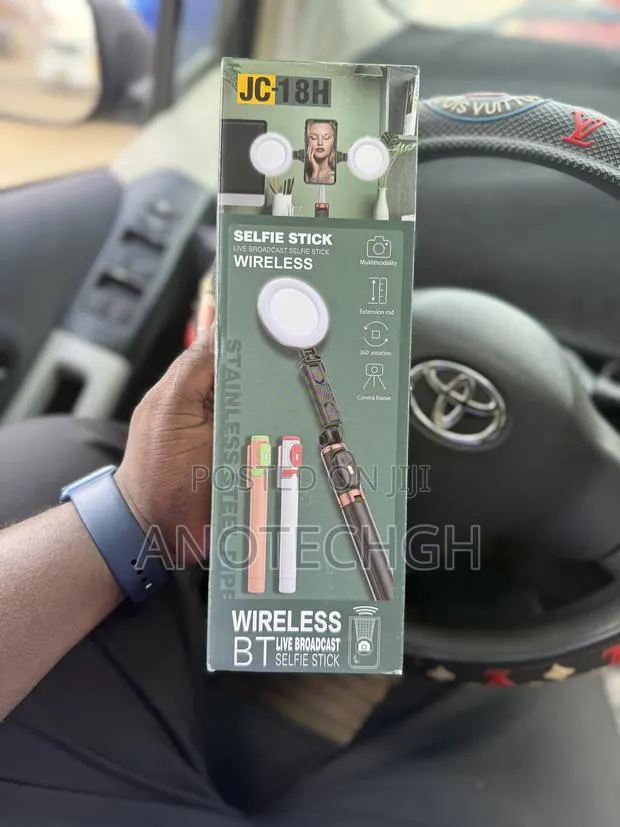 Selfie Stick With 2 Light · Photo 1