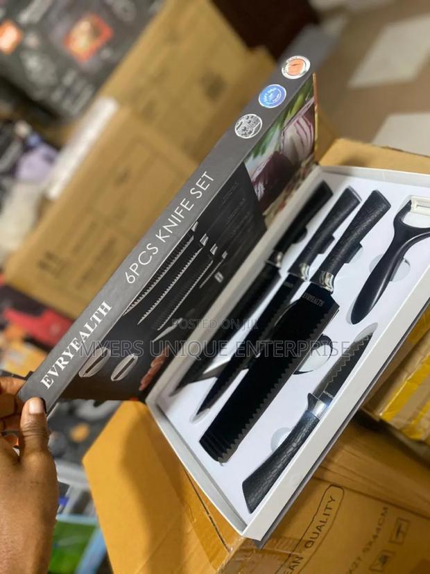 Non-Rusty 6 Pieces Knife Set · Photo 1