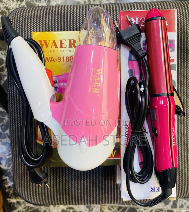 Professional Dryer and Straightener Waer · Photo 1
