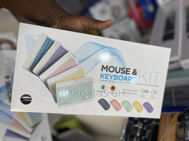 Rechargeable Wireless Bluetooth Keyboard and Mouse · Photo 5