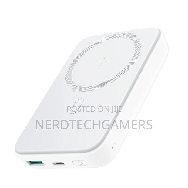 JOYROOM JR-W020 20w Power Bank 10000mah · Photo 3