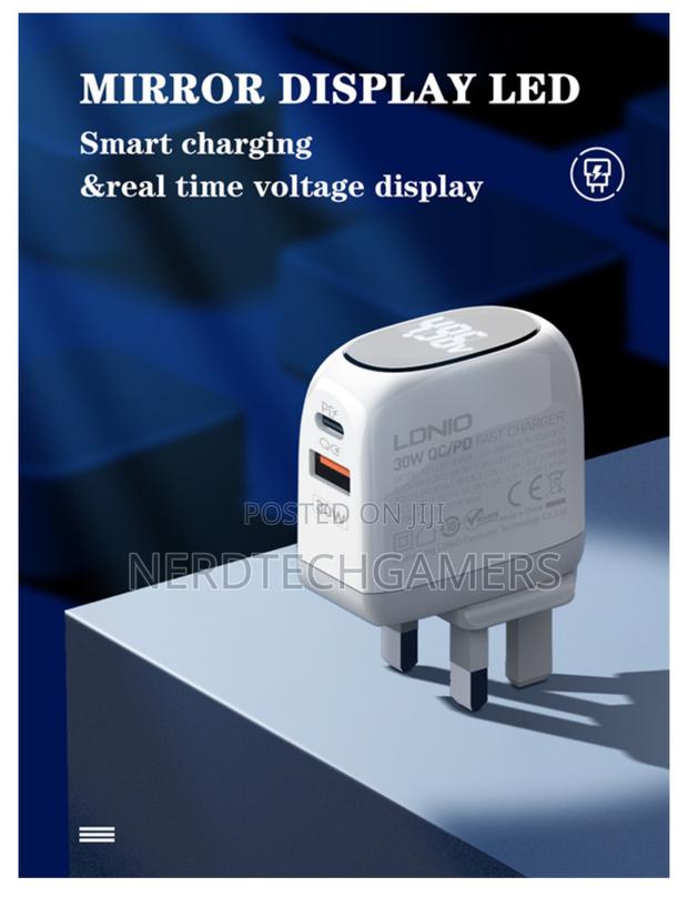 30w Led Display Fast Charger A2522c · Photo 2