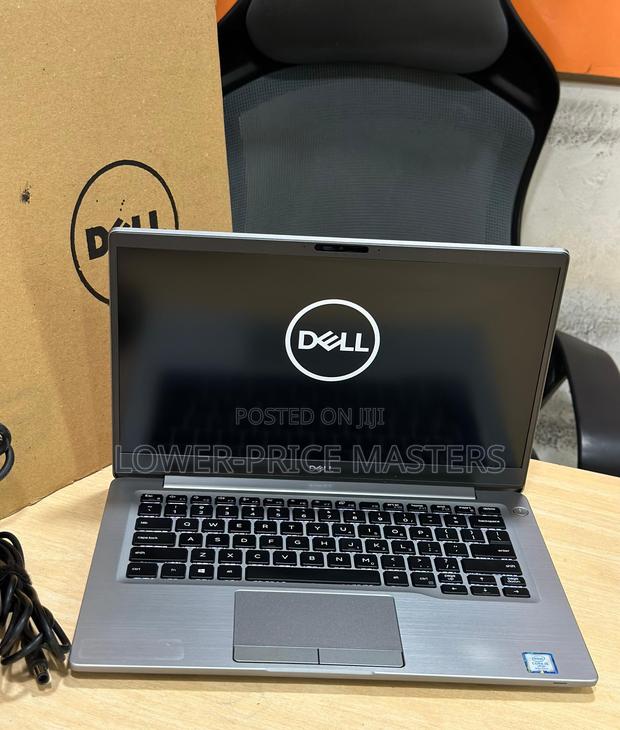 New Laptop Dell Latitude 7300 8GB Intel Core I5 SSD 256GB · Photo 2