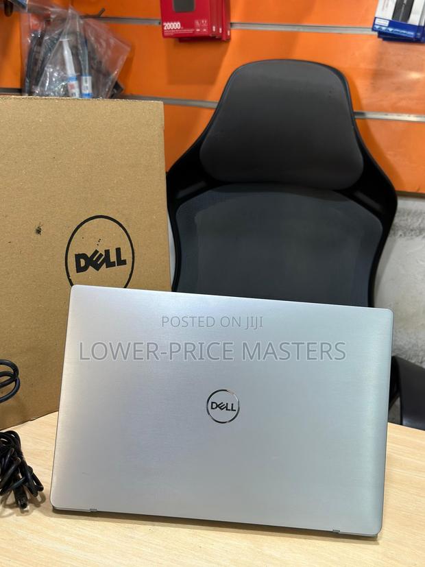 New Laptop Dell Latitude 7300 8GB Intel Core I5 SSD 256GB · Photo 5