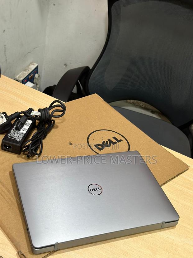 New Laptop Dell Latitude 7300 8GB Intel Core I5 SSD 256GB · Photo 8