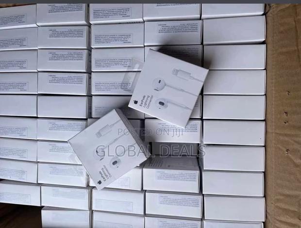 Original iPhone Earpiece/Earphone · Photo 1