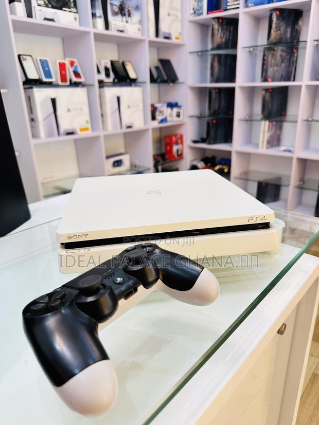 Slim Limited White Edition 10 Games · Photo 4