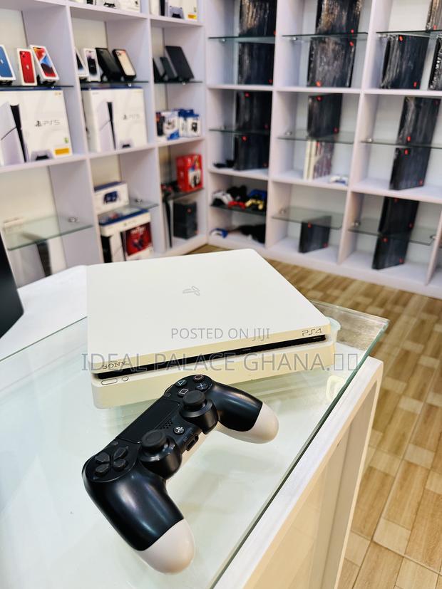 Slim Limited White Edition 10 Games · Photo 3