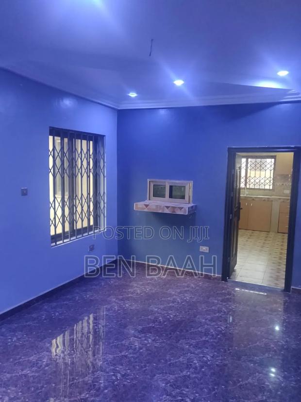 3bdrm Apartment in Ben Properties, Ashomang Estate for rent · Photo 6
