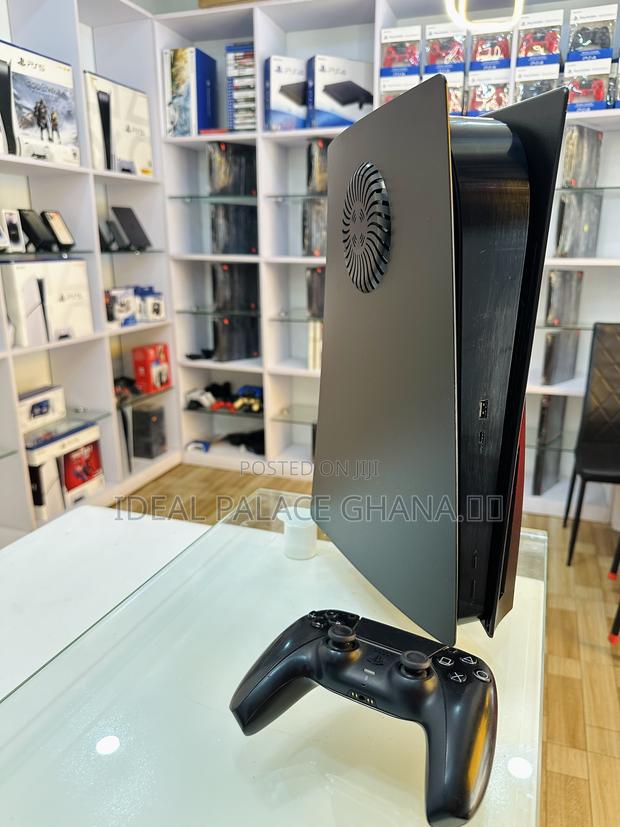 Ps5 Standard Limited Black Special Edition · Photo 1