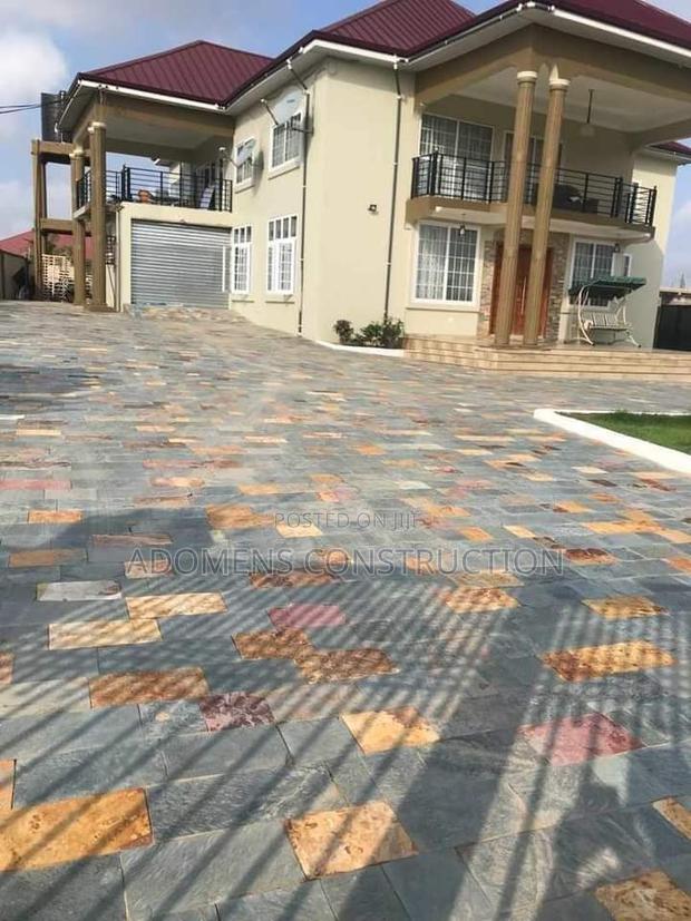 Floor Modern Designs Concrete Work · Photo 1