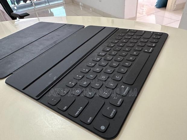 Apple Smart Keyboard Folio Case for iPad 12.9 Inches · Photo 3