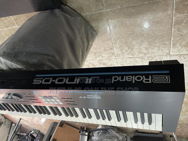 Roland Juno D8 (88-Keys)Keyboard · Photo 2