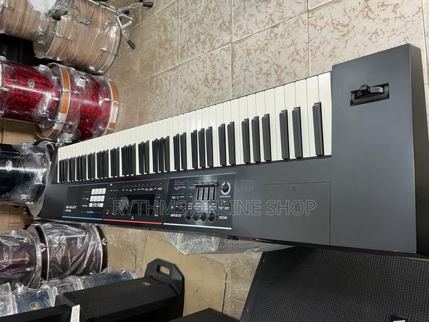 Roland Juno D8 (88-Keys)Keyboard · Photo 3