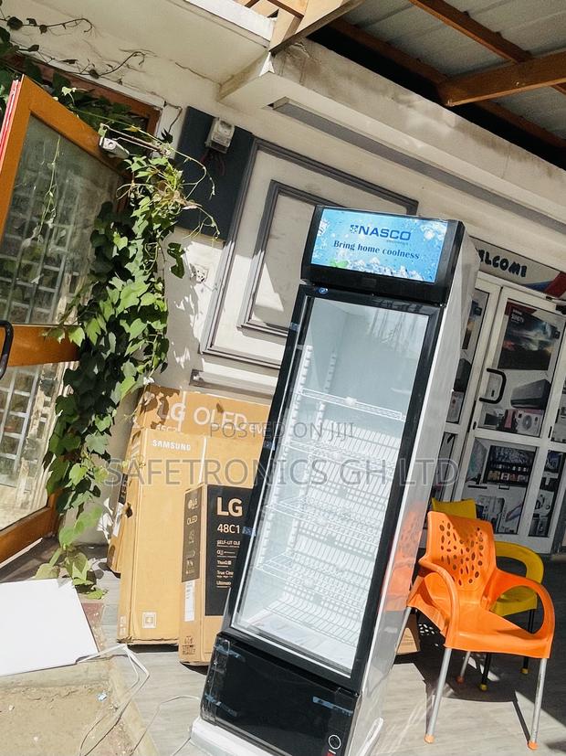 Lockable Display Glass Singledoor Nas-Fl360-1dr Fridge · Photo 1