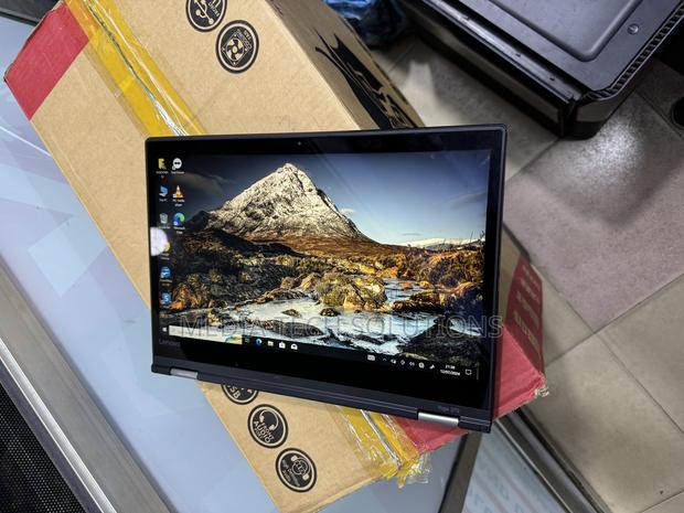 Laptop Lenovo ThinkPad Yoga 370 8GB Intel Core I5 SSD 256GB · Photo 4