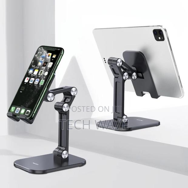 Desktop Phone Holder · Photo 2