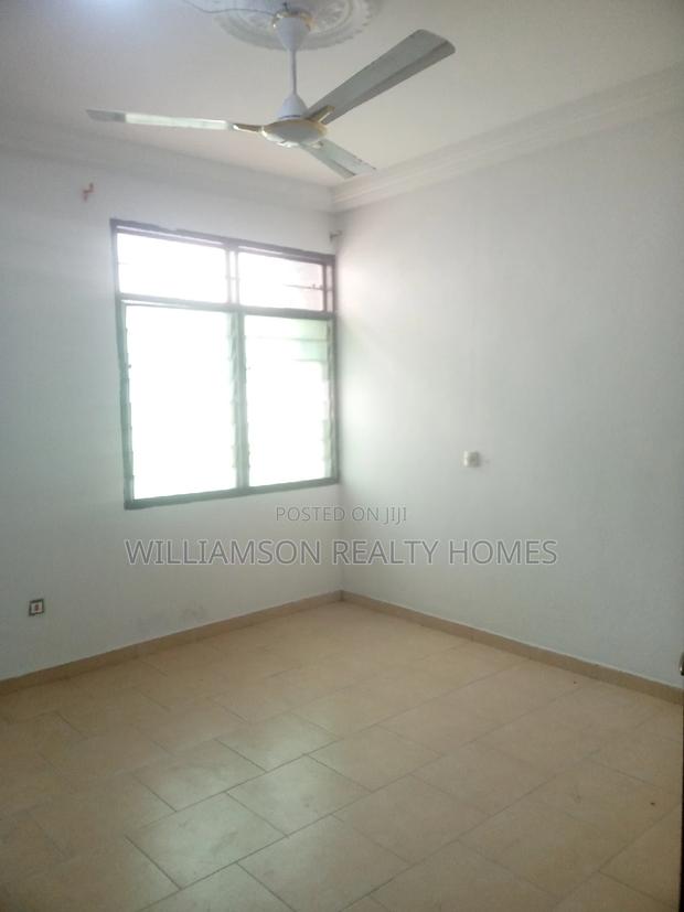 3bdrm House in Community 18 Area, Spintex for rent · Photo 8