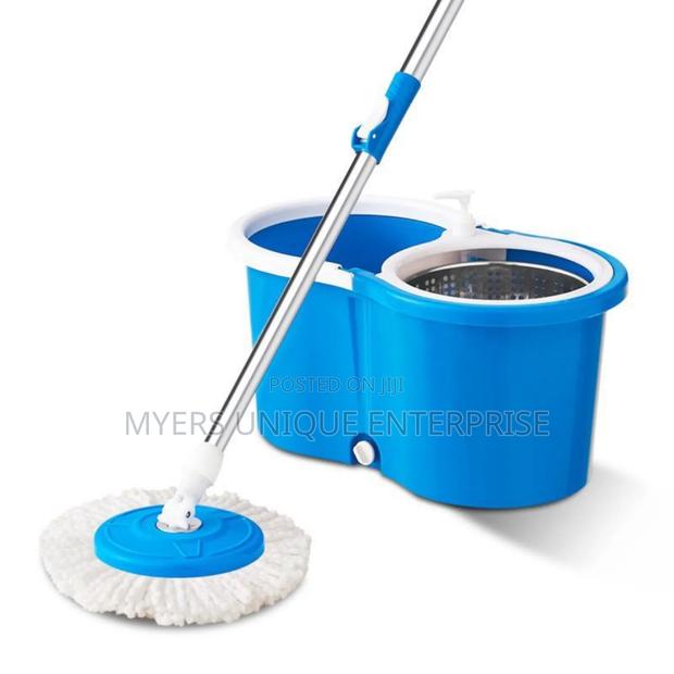 Durable 360 Spin Mop Bucket With 2 Mop Heads · Photo 1