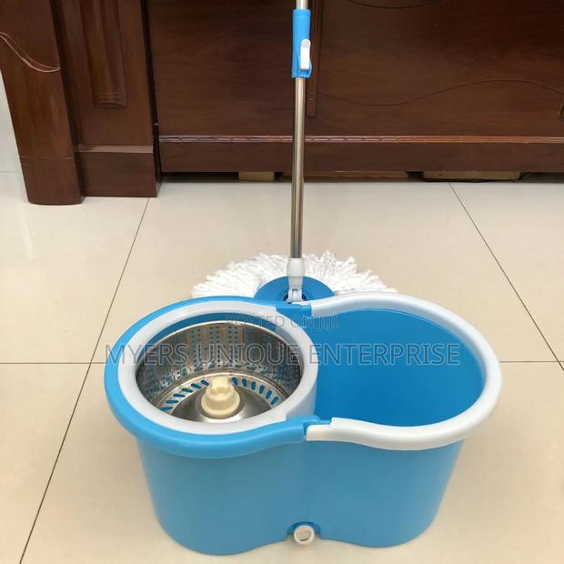 Classy 360 Spin Mop Bucket With 2 Mop Heads · Photo 1