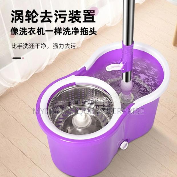 Highly Recommended 360 Spin Mop Bucket With 2 Mop Heads · Photo 1